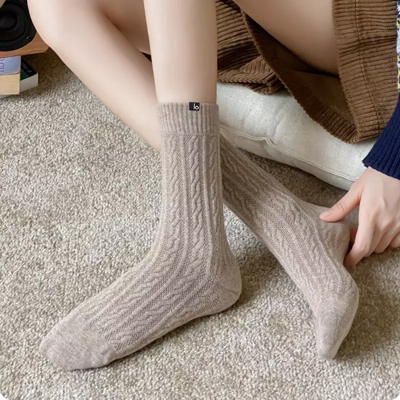 LO YOGA Winter Warm Cotton Long Tube Deodorizing Socks Thick Relief Pattern Women's Seamless Thread Socks