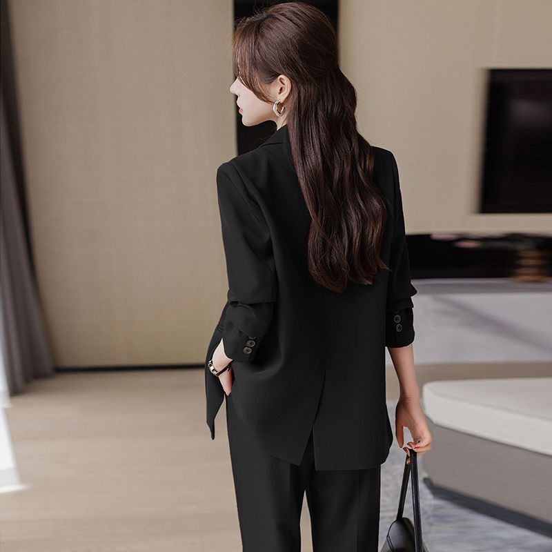 Повседневный костюм осень 2024 новая Корейская версия элегантные и высококачественные брюки с широкими штанинами профессиональный женский костюм