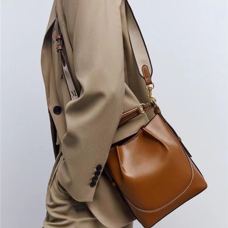 Borsa a tracolla a secchiello da donna borsa a tracolla moda semplicità borsa da donna in pelle PU ad alta capacità borse da donna novità