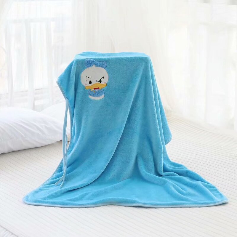 子供のための漫画の毛布,枕の形をしたバックパック,青いデザイン,豪華なフランネル,柔らかく快適な毛布