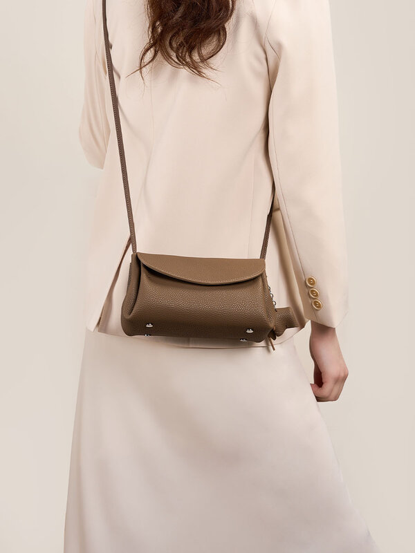 Borsa a tracolla 2024 new trendy luxury fashion summer mini borsa a tracolla da donna in morbida pelle delicata