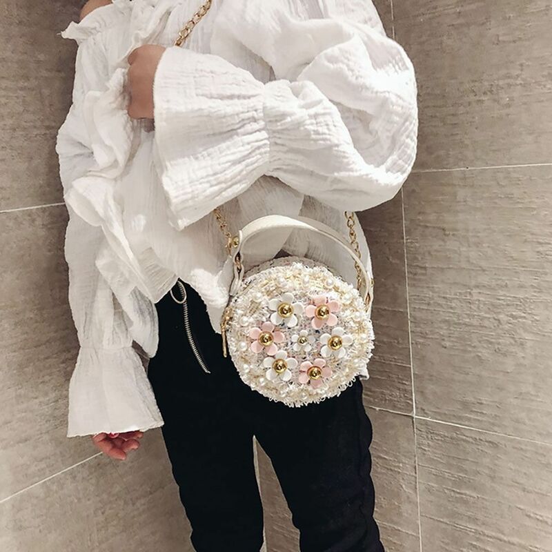 小さな女の子のための花のある真珠のクロスボディバッグ、プリンセスのショルダーバッグ、韓国のハンドバッグ、魅力的
