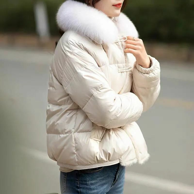 Новинка 2023, зимнее пальто с большим воротником из лисьего меха, женское короткое модное утепленное пальто на белом утином пуху, зимние куртки