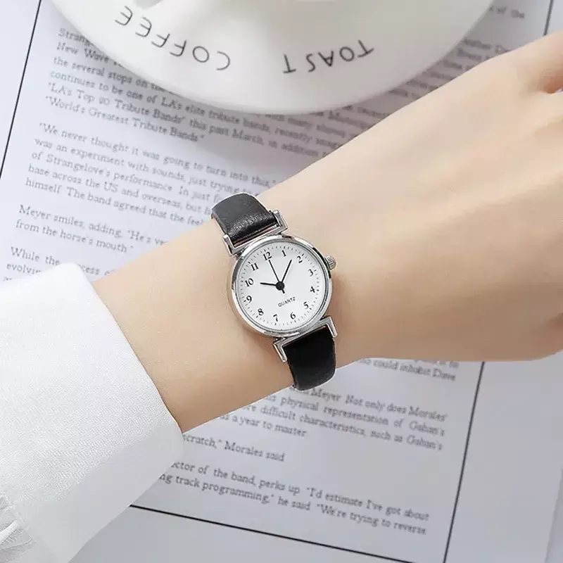 Hochwertige Marke Quarzuhr Damenmode kleines Zifferblatt Freizeit uhr Leder armband Armbanduhr für Frauen relojes para mujer