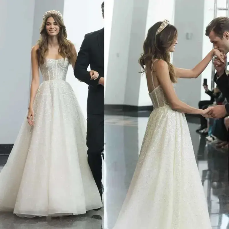 Gaun pernikahan Italia berkilau Tali Italia seksi dengan kerutan A-line tanpa lengan panjang lantai gaun pengantin ukuran besar kustom