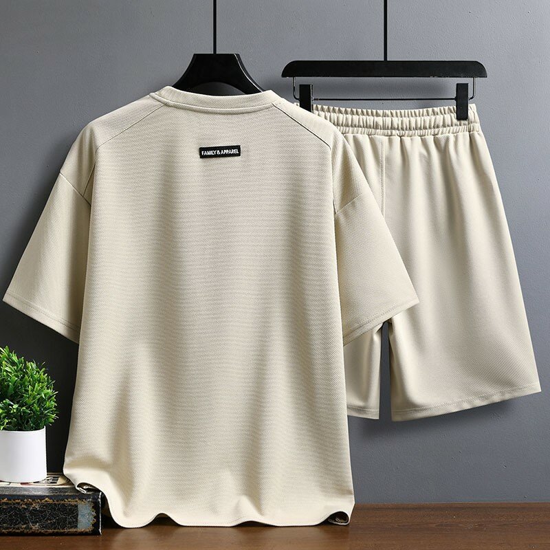 Conjunto de camiseta de algodón para hombre, camiseta de manga corta y pantalones cortos, ropa deportiva informal Harajuku para verano, 2024