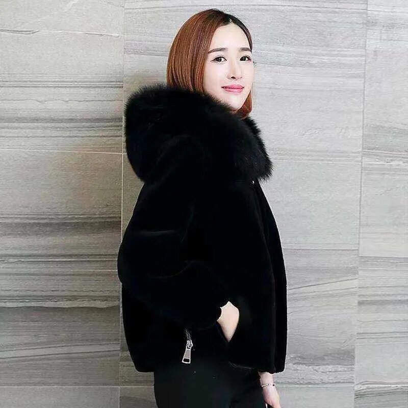 Fur Coat Women Imitation Sheep Fleece Hooded Coats New Winter Warm Overcoat Female Faux Fox Collar Fur Coat Femme Short Jacket