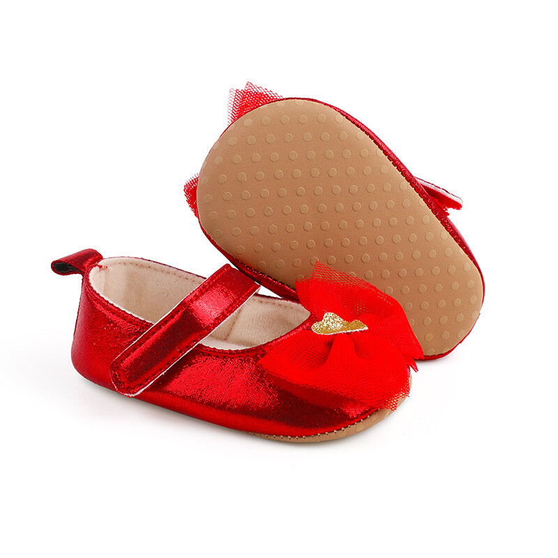 Sepatu pantofel kulit PU bayi perempuan, sneaker jala pita sol lembut, Kasut datar Anti Slip untuk yang pertama berjalan
