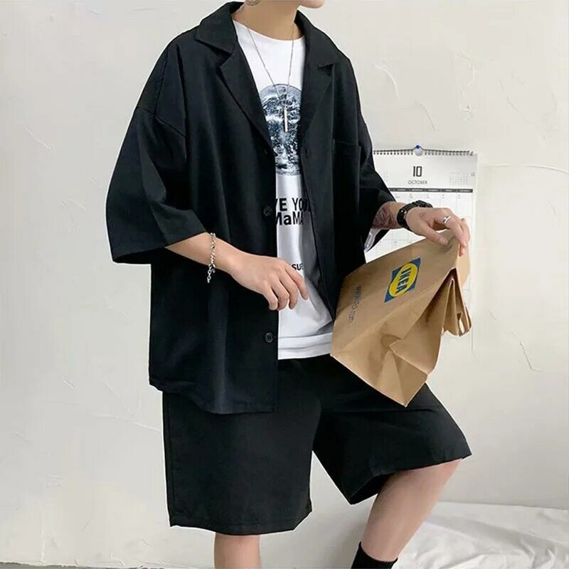 Conjuntos de moda para hombres, trajes de chaqueta de media manga, camisa de manga corta sólida con botones y pantalones cortos, trajes sueltos guapos coreanos de 2 piezas