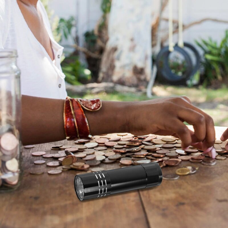 Senter LED rahasia dapat Portable koin uang perhiasan wadah penyimpanan untuk rumah asrama