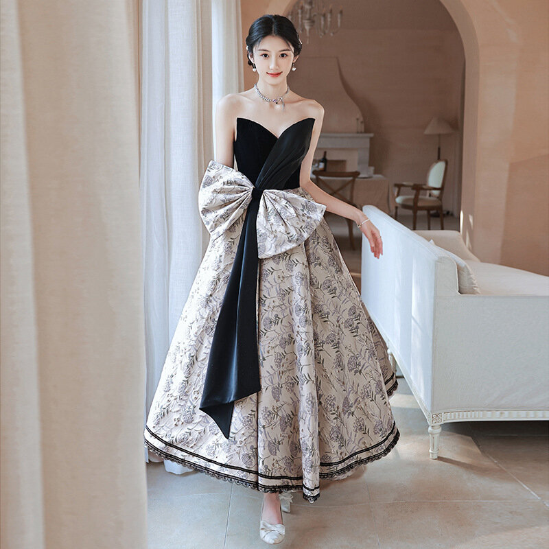 Francuska suknia wieczorowa 2024 nowa letnia w stylu Hepburn niszowa celebrytka sukienka na przyjęcie urodzinowe kobiet