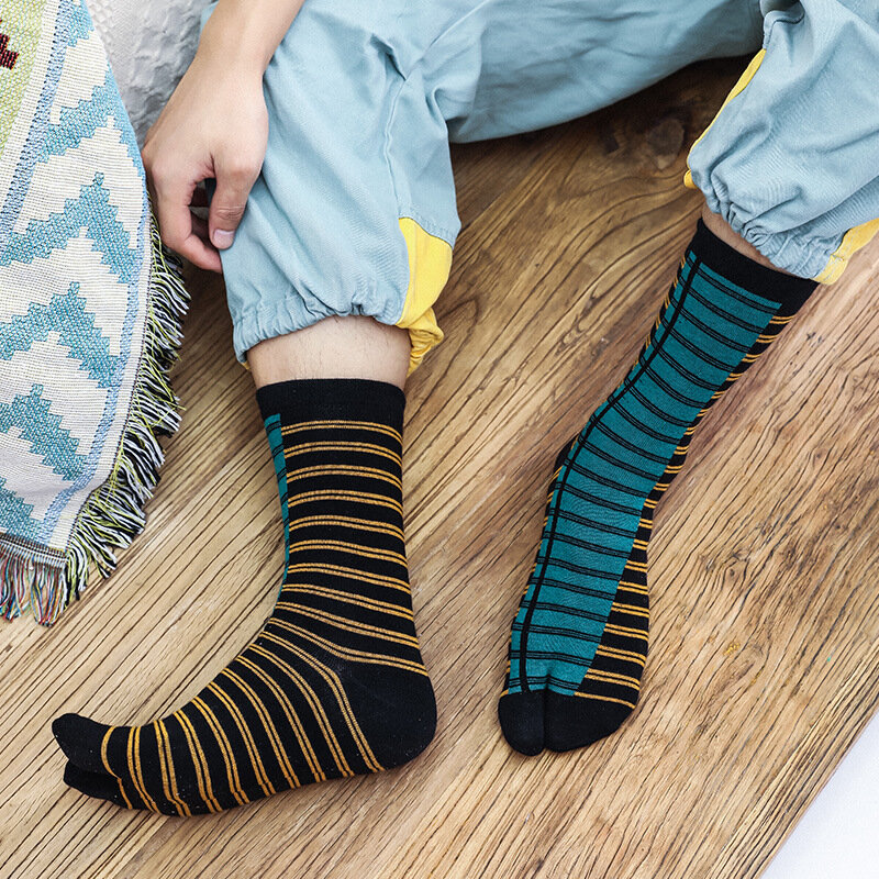 Nova alta qualidade penteados algodão split toe meias simples confortável de dois dedos meias harajuku japonês