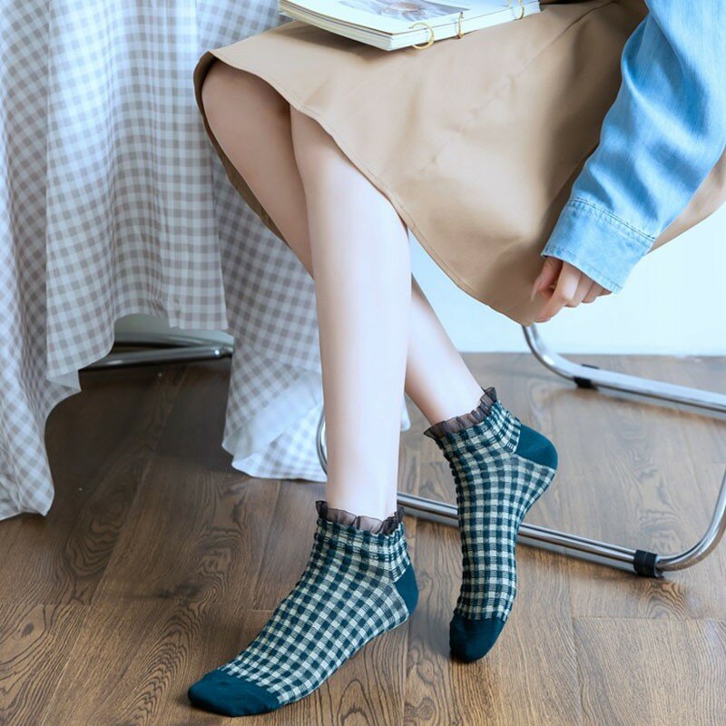 Women's Lace Cotton Short Socks Vintage Plaid Personalized Fashion Versatile INS Original Style Women's No-show Socks I138