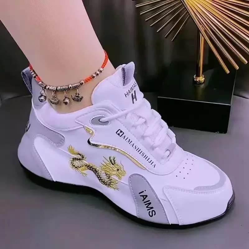 Designerskie trampki damskie letnie skórzane wodoodporne obuwie sportowe damskie lekkie oddychające antypoślizgowe buty na platformie