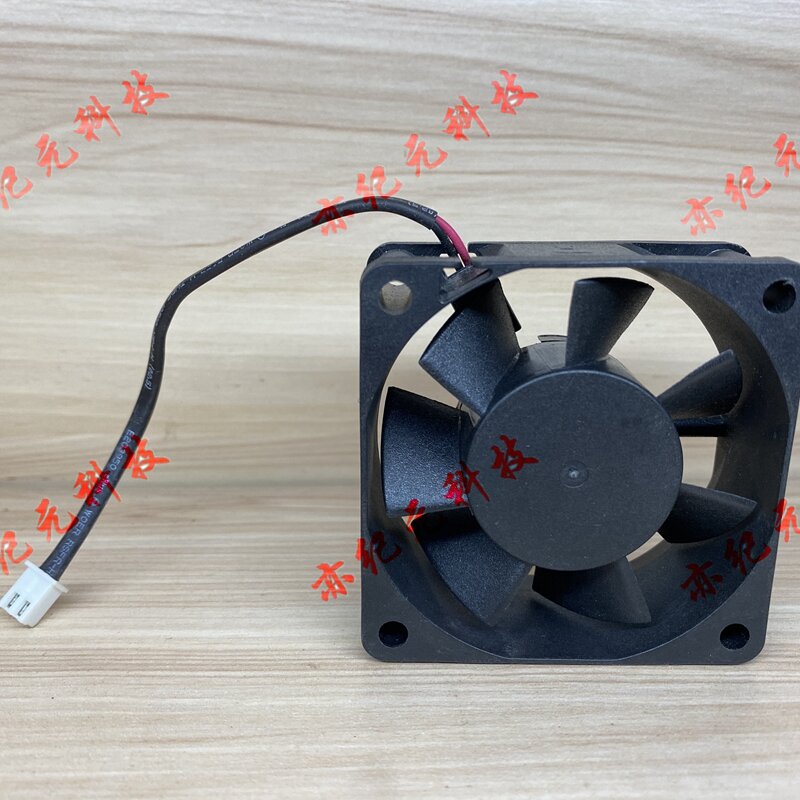 Ventilateur de refroidissement de serveur à 2 fils ADDA AD1212MX-A7BGL cc 12V 0.33A 120x120x25mm