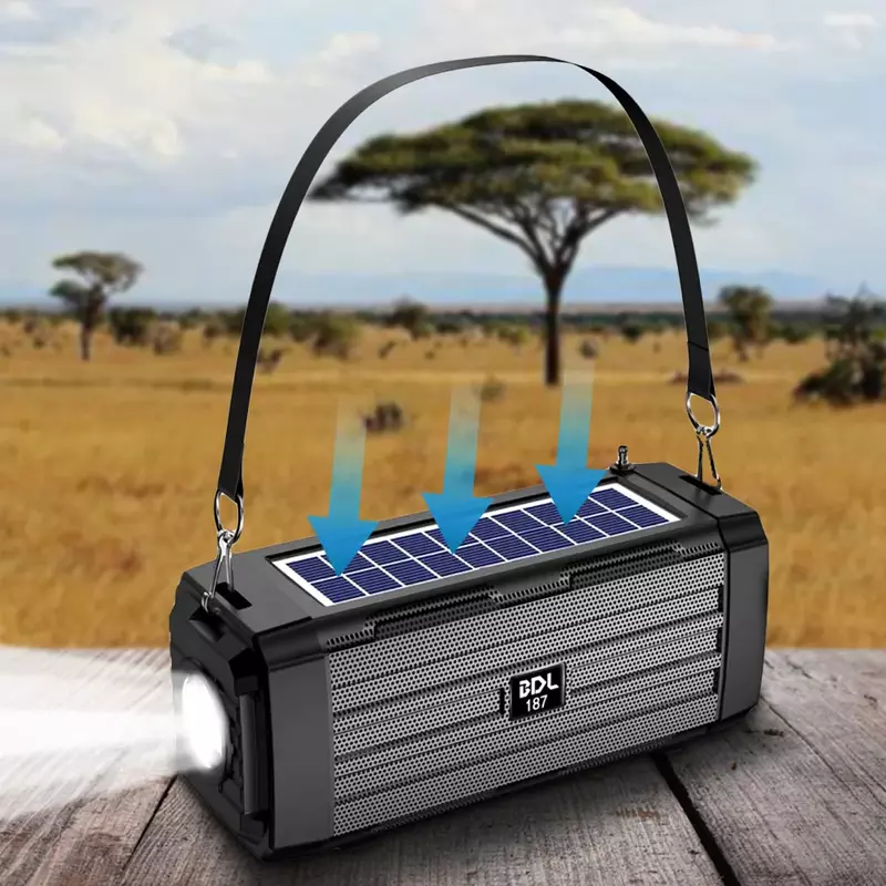 Radio portátil de carga Solar para exteriores, Altavoz Bluetooth para deportes, colgante oblicuo, de gran volumen