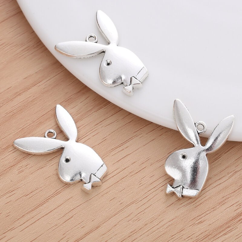 10 sztuk wykwintne mody grać królik projektant Charms dla kobiet DIY elementy do wyrobu biżuterii naszyjnik kolczyk akcesoria