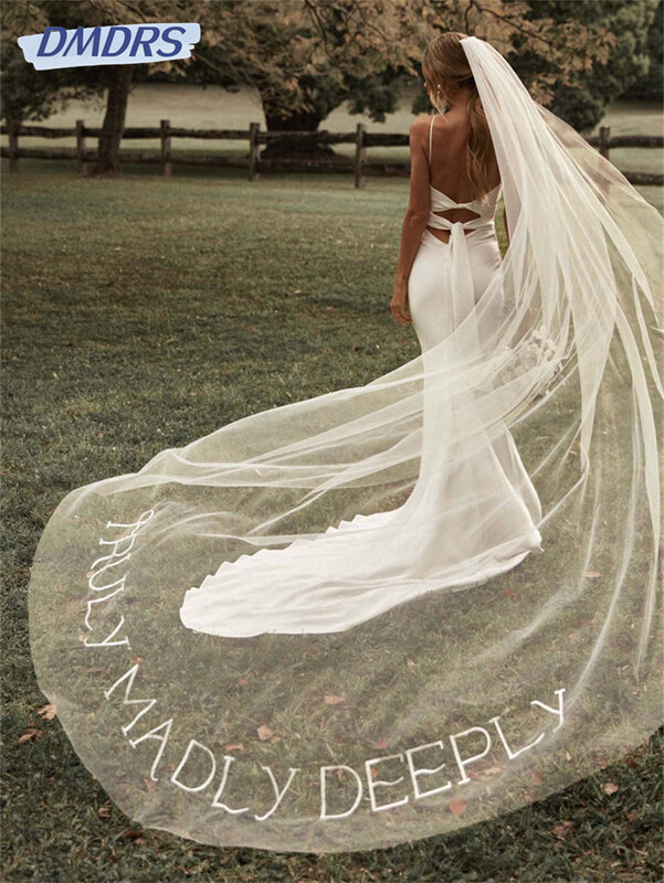 فستان زفاف حورية البحر البوهيمي ، فساتين زفاف مثيرة بسيطة ، الأشرطة الشق عالية ، فساتين العروس بدون ظهر