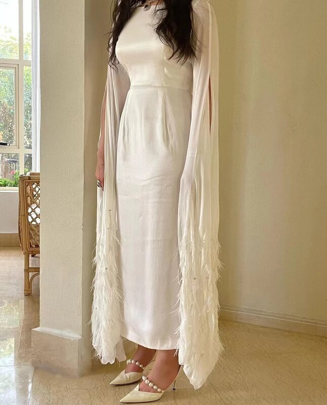 Белое Атласное платье для выпускного вечера с перьями и длинным рукавом