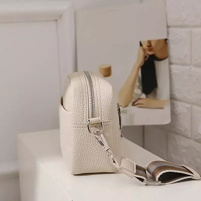 Lw019 Leder kleine Schulter Umhängetasche weibliche Luxus Design Geldbörse und Handtaschen für Frauen einfache Shell Telefon