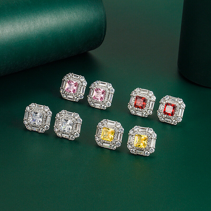 S925 pendientes cuadrados geométricos de color de aguja de plata, pendientes pequeños y exquisitos de moda, pendientes de personalidad que combinan con todo para mujer