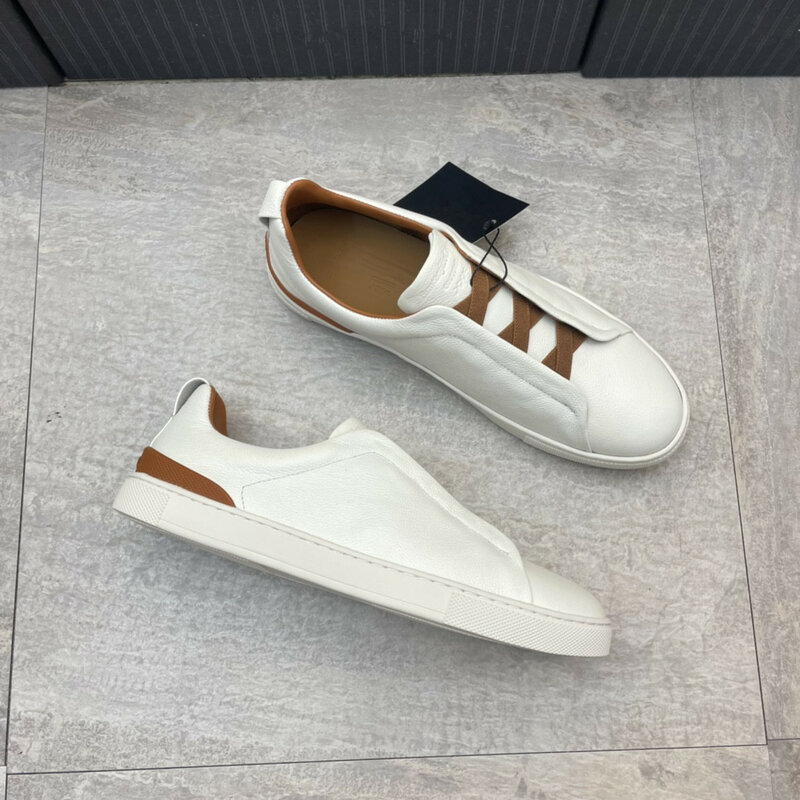 Mocassins de couro com fundo plano masculino, tênis casual branco, sapato de caminhada de luxo, novo, primavera e outono, 2022