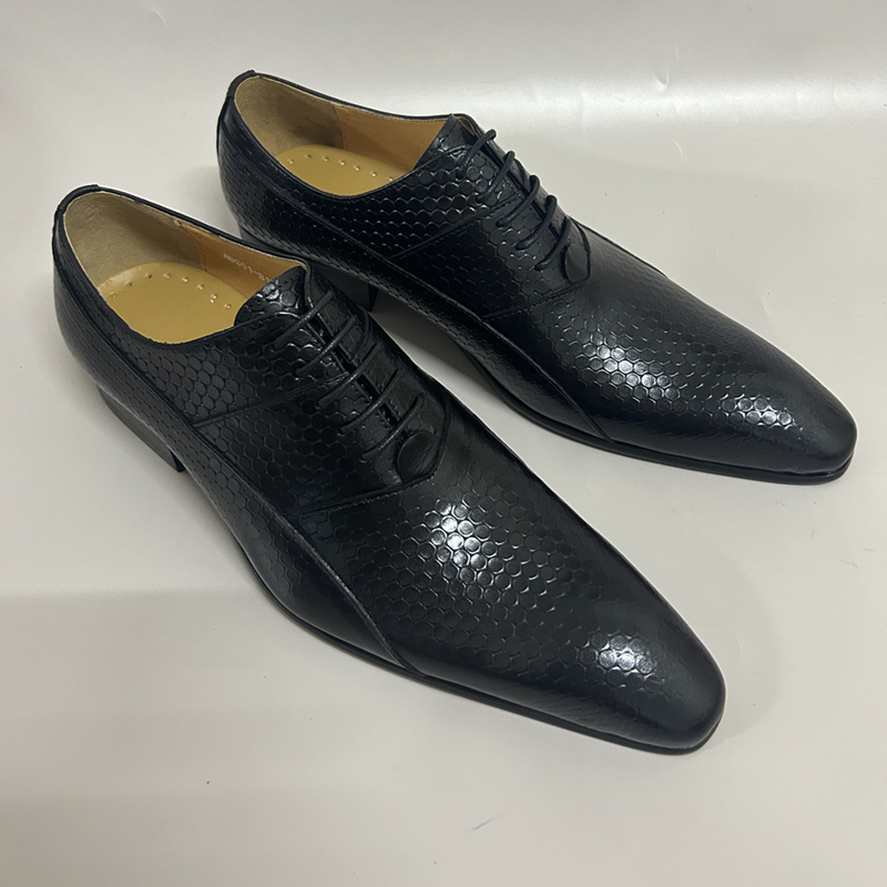 New Trendy Men Shoes Summer British Style Retro Business Dress Office Oxfords Upper Exquisite Carved Lace Up Leather Man Shoe CN