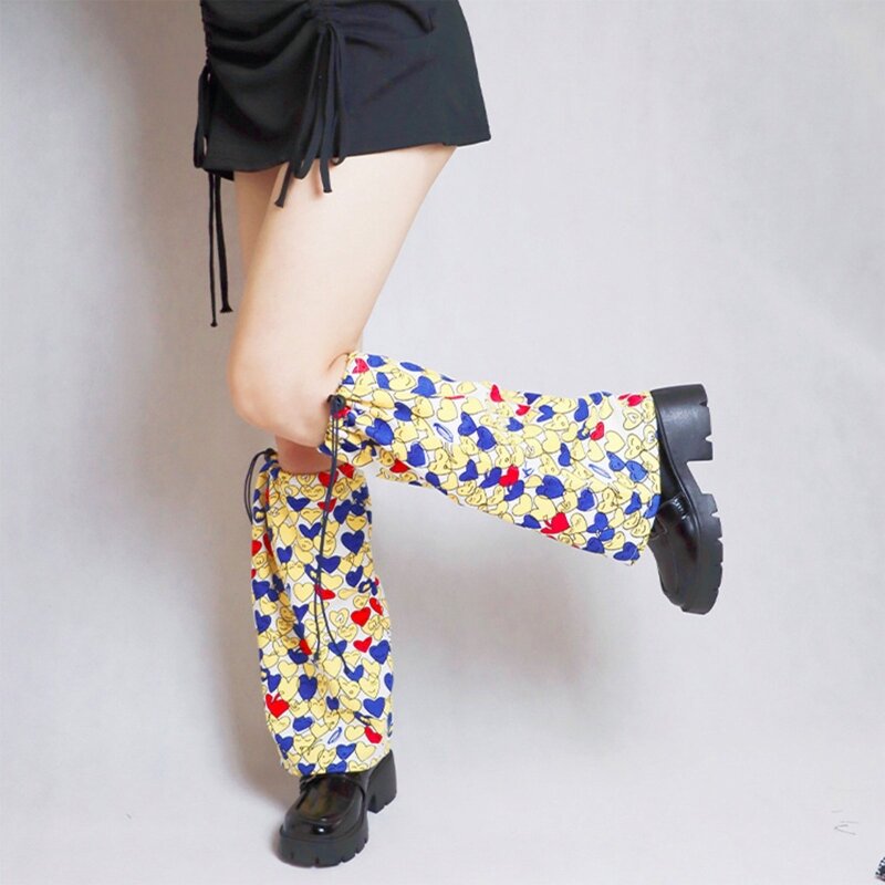Penghangat Punk Wanita Kaus Setinggi Lutut Serut Longgar Penutup Gambar Kartun Senyum Kartun Multiwarna