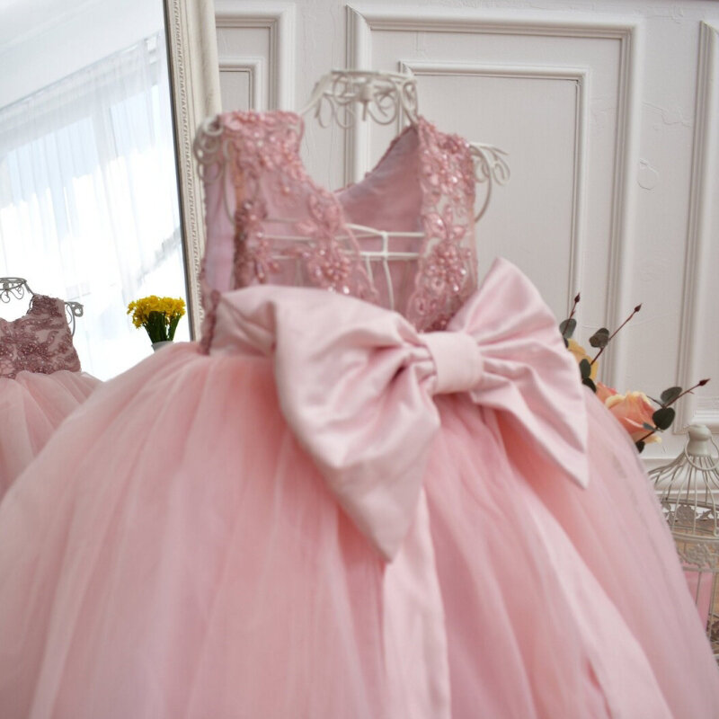 Vestidos rosa claro Flower Girl, Pérolas de tule, Applique Flory com arco, Sem mangas, Casamento, Festa de aniversário, Vestidos de banquete