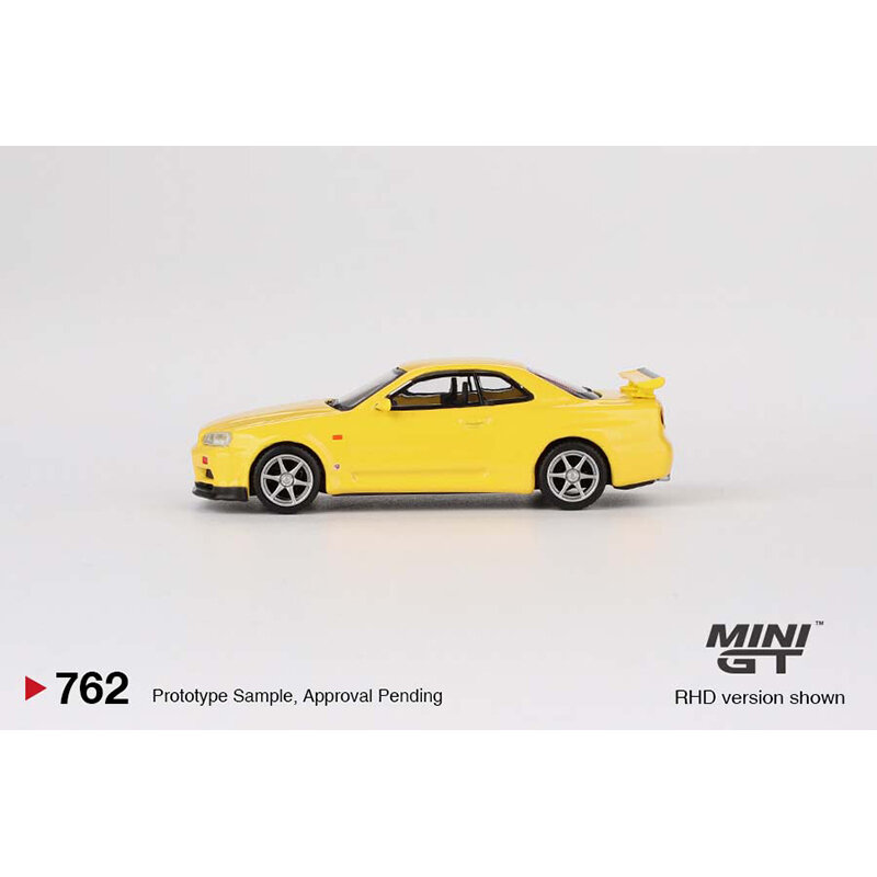 PreSale MINIGT 762 1:64 Skyline GTR R34 V Spec Lightning Yellow Diecast Diorama Model Collection Miniature Toys