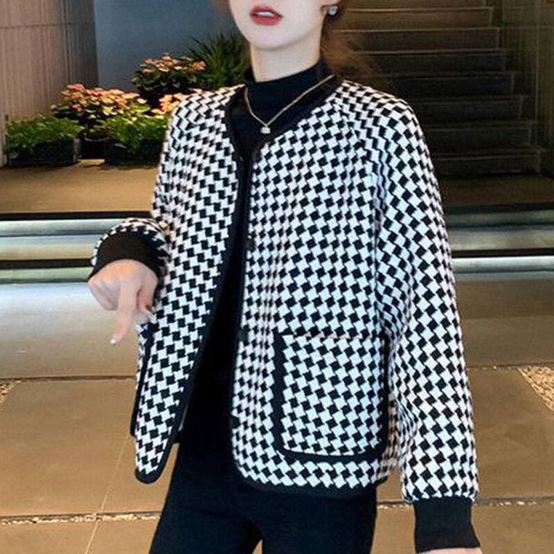 Modne kieszenie z okrągłym dekoltem luźne kratowe płaszcze odzież damska 2023 jesienne nowe topy w koreańskim stylu kurtki okazjonalne