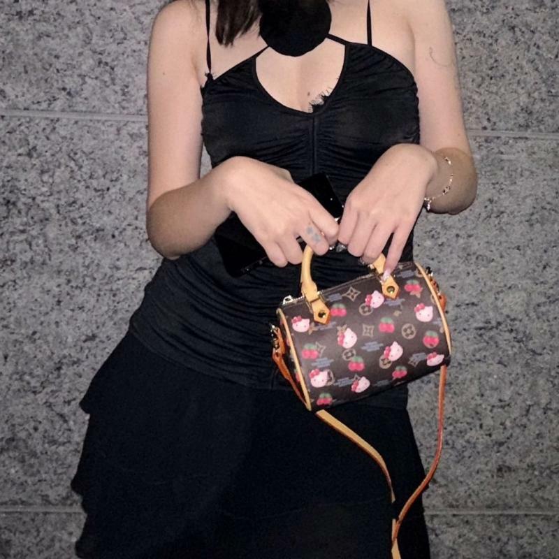 Kawaii Cute Sanrio Hellokitty Small Cylindrical Package Single Shoulder Crossbody Bag Retro Pillow Bag Fashion Birthday Gift