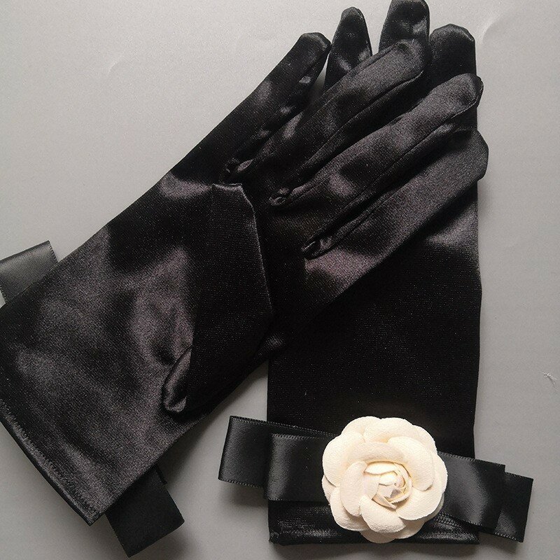 Original คนดัง Camellia Vintage สีดำสั้นซาติน Hepburn ถุงมือเวทีจัดงานแต่งงานอุปกรณ์เสริมการสร้างแบบจำลองถ่ายภาพ T268