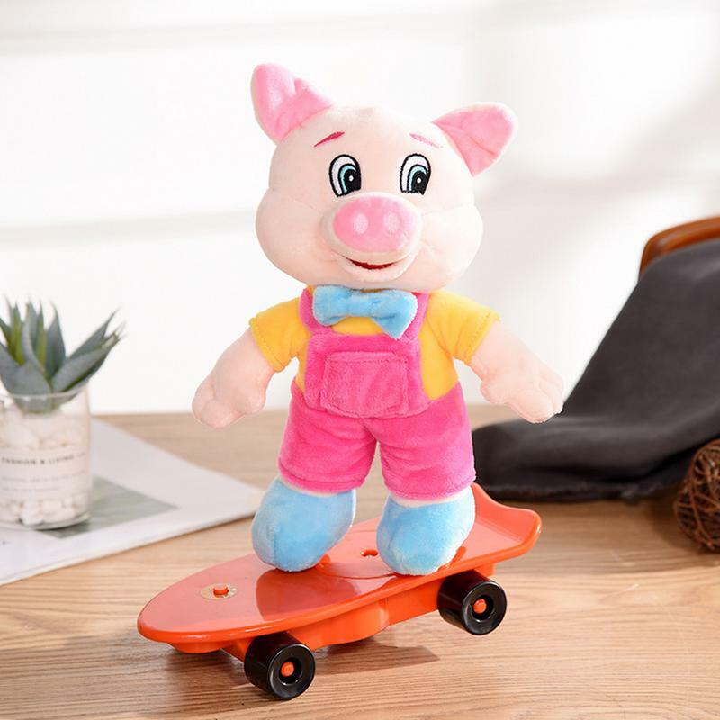 Skateboard maiale peluche maiale su Skateboard Cartoon Balance Bike Toys Pig On Skateboard canto e Spinning Toy