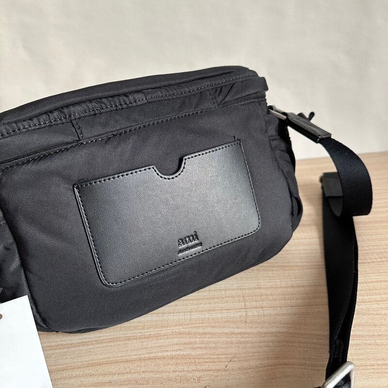 Franse Mode-Designerstijl Dames Messenger Bag Beroemde Luxe Designer Hartpatroon Unisex Waterdichte Nylon Crossbody Tas