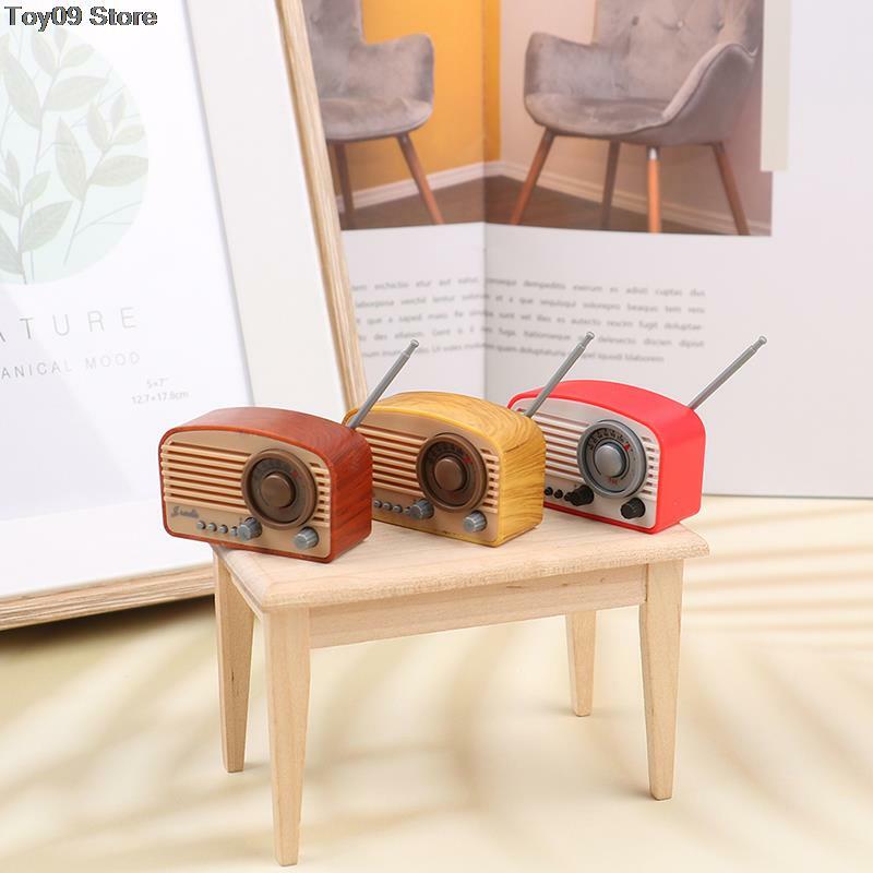 1pc bonito 1/12 escala miniatura dollhouse rádio/mini gravador de fita modelo blyth boneca casa mobiliário decoração acessórios de brinquedo