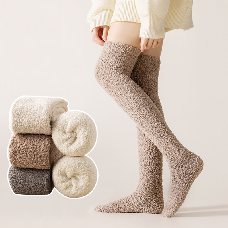 Calcetines largos de lana de Coral para mujer, calcetín grueso de felpa Kawaii para el hogar, antideslizante, informal, sencillo, para dormir, Invierno