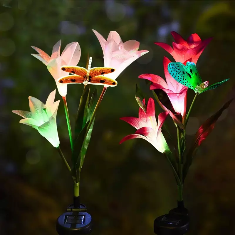 Светодиодная лампа с 3 головками, садовый светильник на солнечной батарее в виде цветка лилии, бабочки, стрекозы, 7 цветов, меняющее освещение, настенное украшение для газона