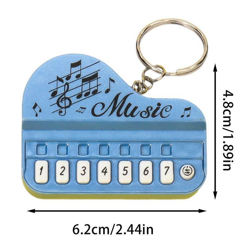 Gantungan kunci mainan Piano Mini nyata, gantungan kunci Piano jari kerja dengan lampu, aksesori gantungan kunci liontin untuk