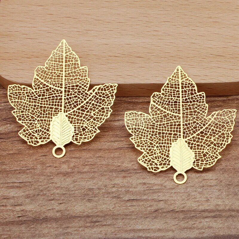 BoYuTe-Metal Brass Filigrana Maple Leaf Pendant, Acessórios Jóias DIY, Materiais Feitos À Mão, 38*43mm, 10 Pçs/lote