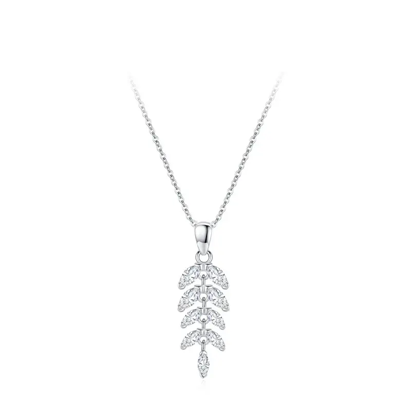 Fashionable and Versatile S925 Sterling Silver Niche Design, Super Sparkling Zircon Versatile Leaf Necklace Instagram Cool Style