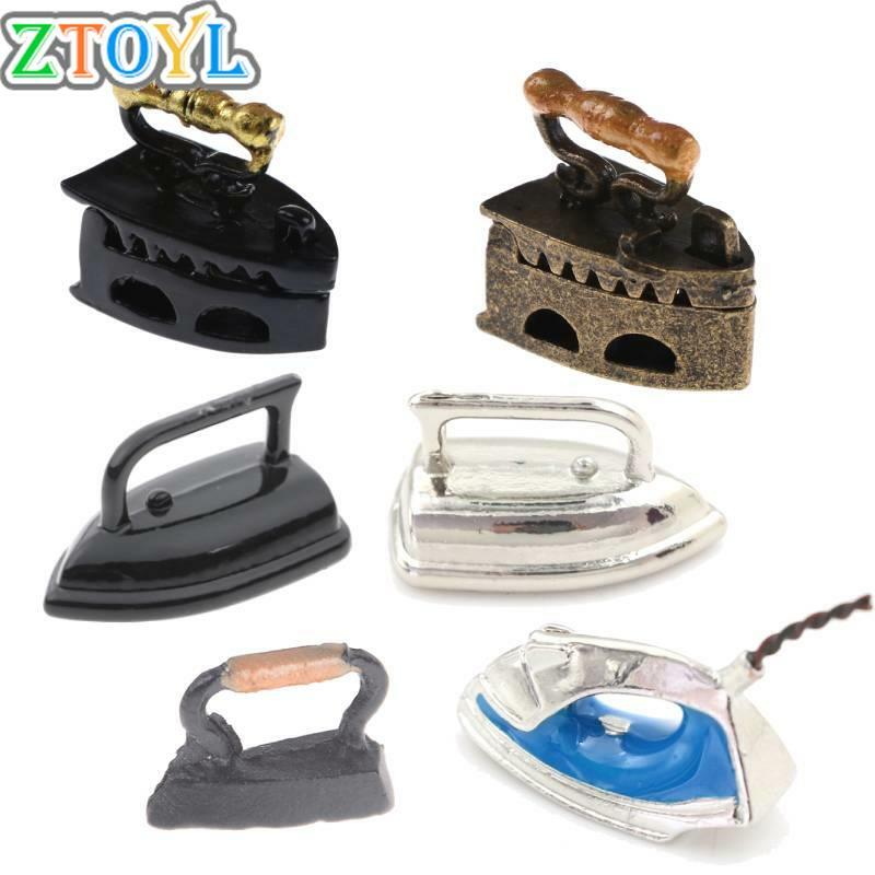 Hot Koop 1:12 Schattige Mini Poppenhuis Miniatuur Versiering Een Ijzeren Kleding Gereedschap Meubels Speelgoed Poppenhuis Accessoires