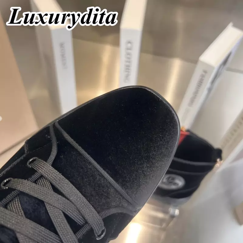 Luxurydita รองเท้าผ้าใบหนังแท้สำหรับผู้ชายดีไซน์เนอร์ลำลอง, รองเท้าเทนนิสผู้หญิงที่หรูหราพื้นรองเท้าเทนนิสขนาด35-47 unisex แฟชั่น HJ700