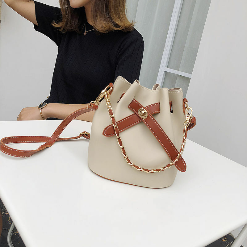 New Bucket Bag With Large Capacity For Carrying Out, One Shoulder Carrying Crossbody Bag For Women's Mother Bag
