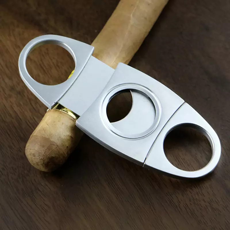 Tagliasigari in acciaio inossidabile taglierina classica in metallo forbici per sigari a ghigliottina coltello da taglio per perforatore regalo accessorio per sigari