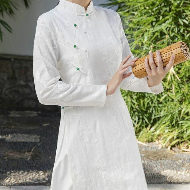 Estilo chinês Vestido Tang Bordado de manga comprida Vestido Temperamento Elegante Chá Zen As Mulheres Vestido Dai Cheongsam Graciosa