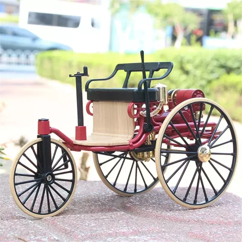 Modelo de triciclo de coche clásico de aleación de Motor de patente Benzs, juguete de Metal fundido a presión, coche antiguo Retro, colección de simulación para niños, 1:12, 1886