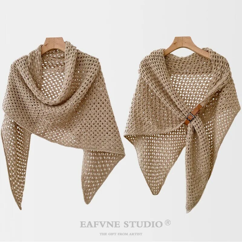 2024 nuove donne triangolo sciarpe lavorate a maglia fibbia in pelle cava scialle di lana Top inverno moda calda sciarpa scialle avvolge Sjaal femminile