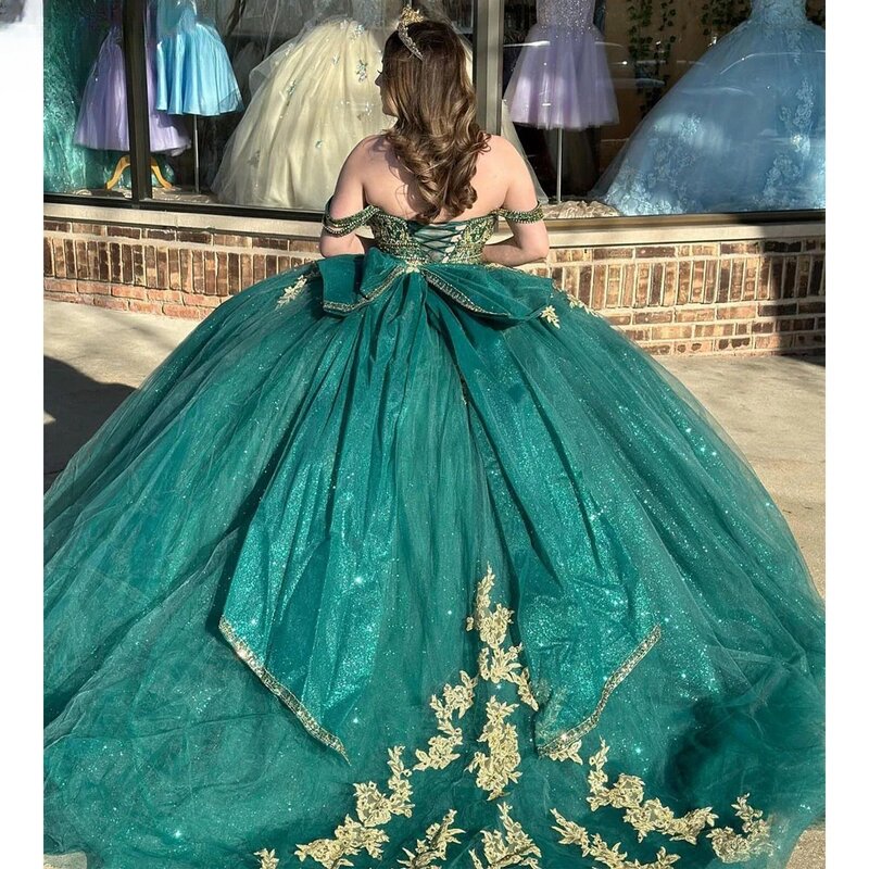 Szmaragdowa zieleń sukienka na Quinceanera aplikacje imprezowe z kokardą suknia balowa suknia ślubna suknia ślubna z dekoltem