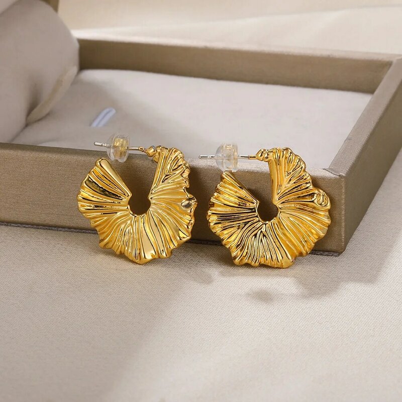 Classic Ginkgo Leaf Simplicity Stainless Steel Stud Gold Color Earrings For Women Piercing Exquisite Fashion Jewelry Girl Gift